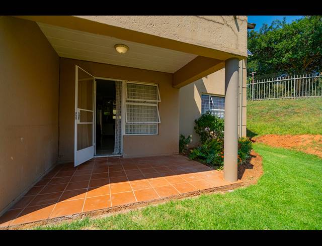 2 BEDROOM APARTMENT FOR SALE IN ALLEN'S NEK